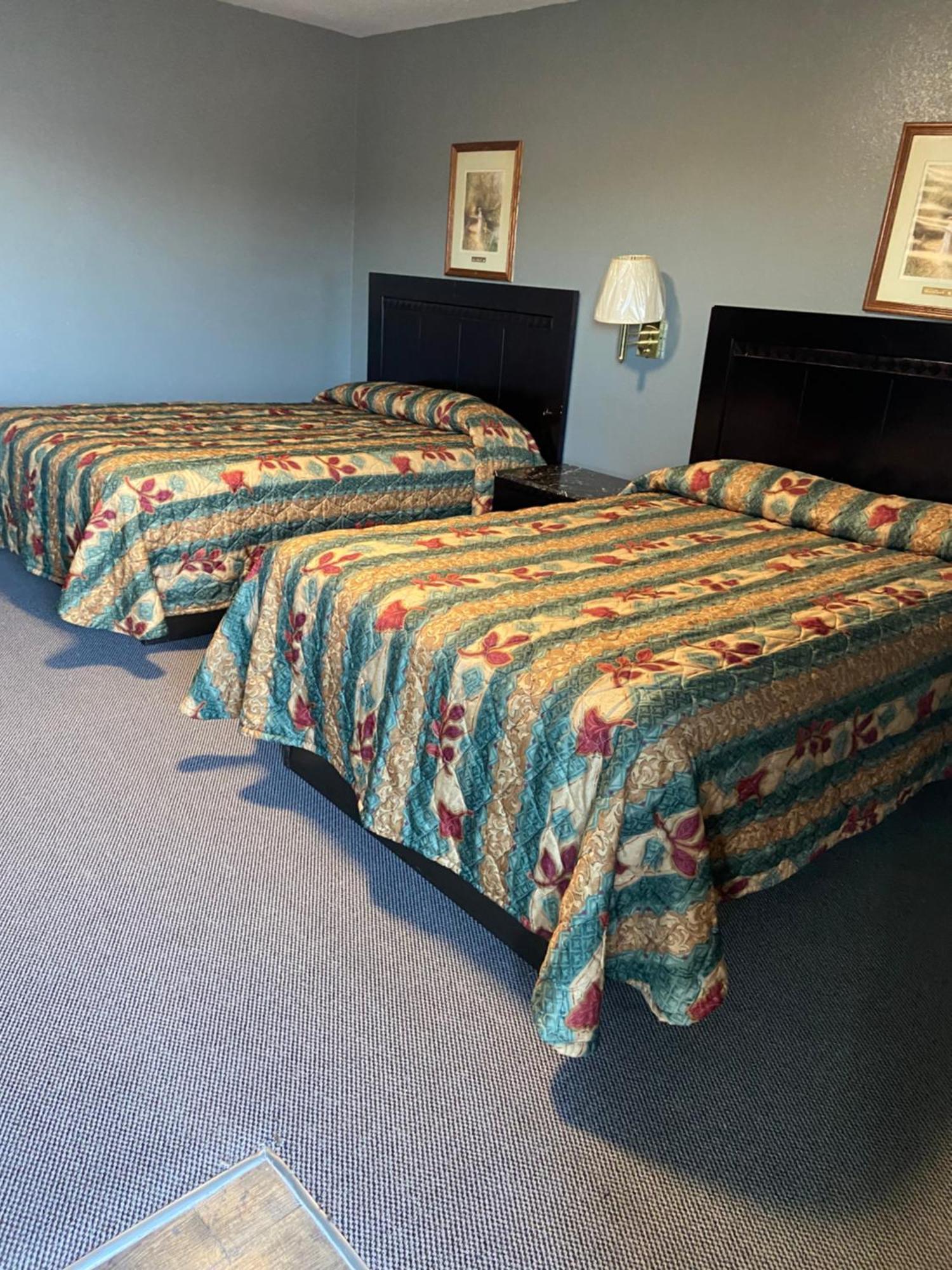 Pratt Budget Inn 外观 照片